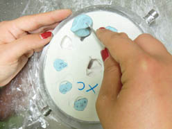 Filling of the resin mould